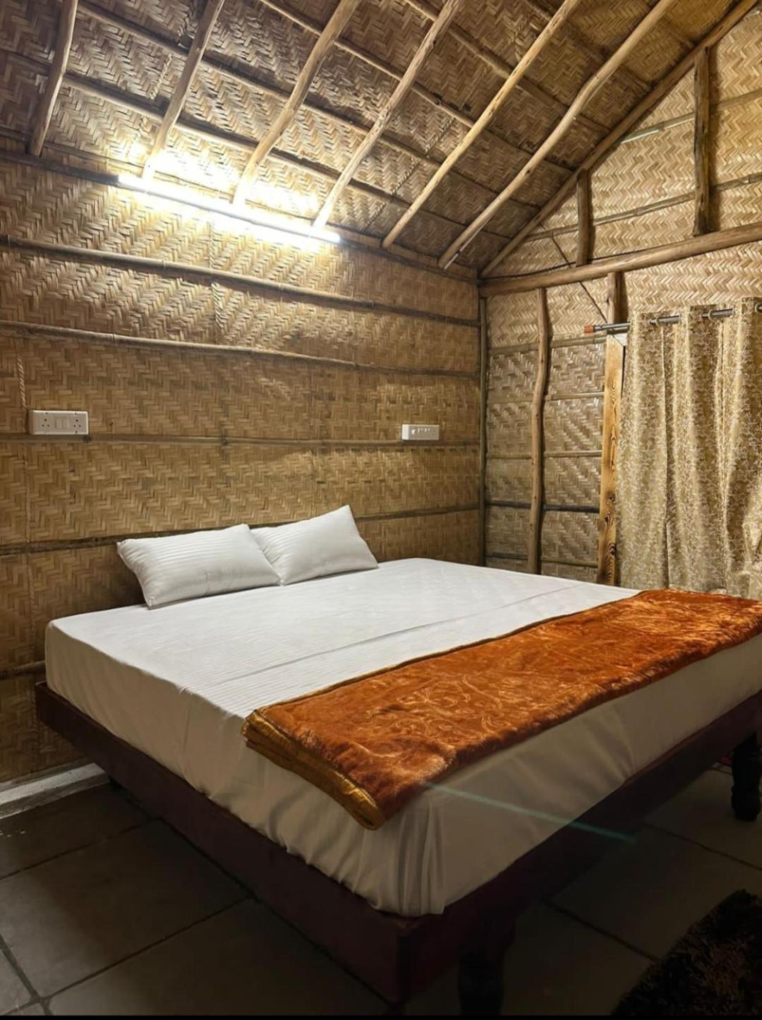 Vanya The Exotic World Resort Hampi Ngoại thất bức ảnh