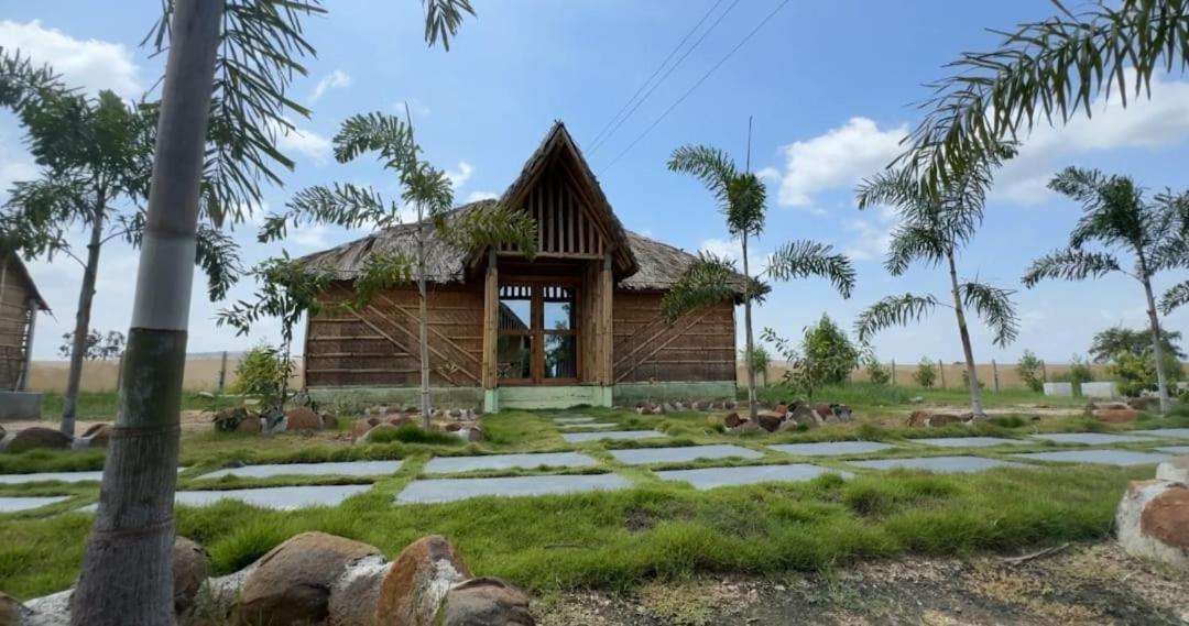 Vanya The Exotic World Resort Hampi Ngoại thất bức ảnh