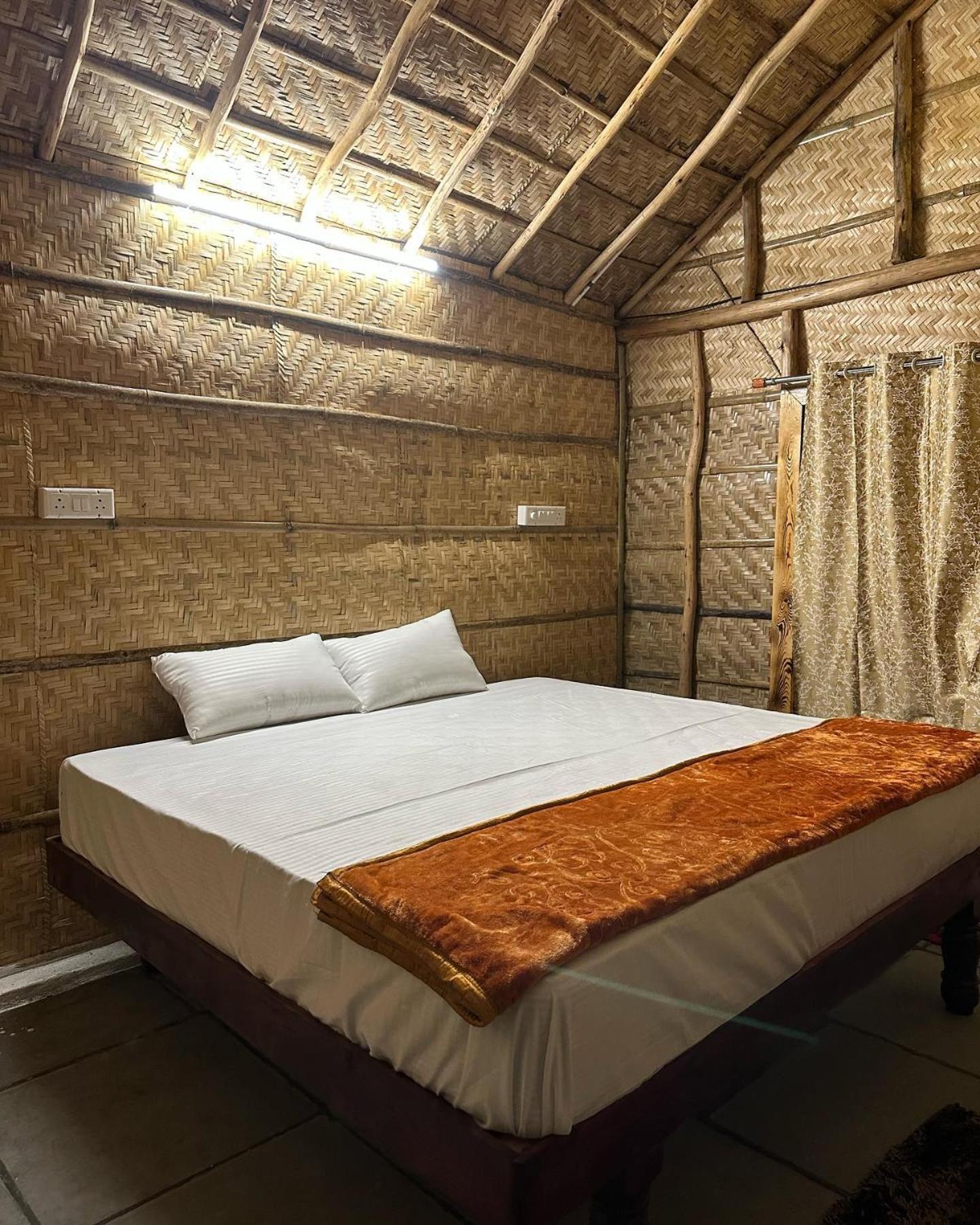 Vanya The Exotic World Resort Hampi Ngoại thất bức ảnh